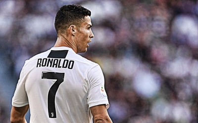 AOA电竞独家-C罗社交媒体发鸡汤文鼓励全队