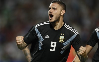 AOA电竞独家-利瓦科维奇世界杯表现惊人